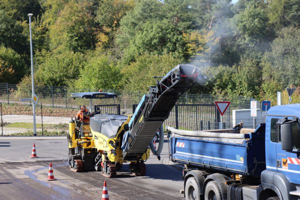 BOMAG BM 1000/35-2 Specs | SMS Equipment